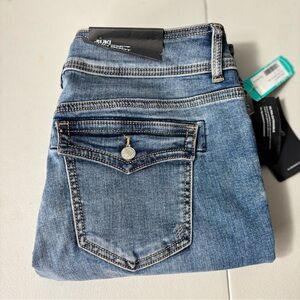 Silver Jeans Suki Curvy Mid Rise Slim Boot Women’s Blue SZ W32/L33